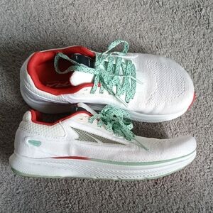 ALTRA Escalante running shoes sz 6.5